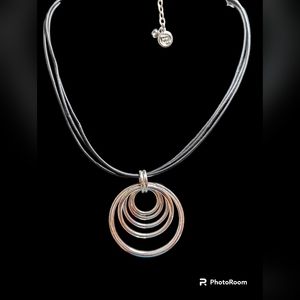 Whitehouse Black Market Necklace